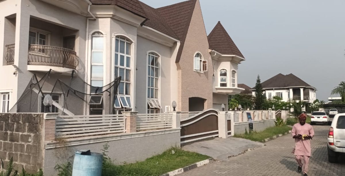 Lakeview Property 2
